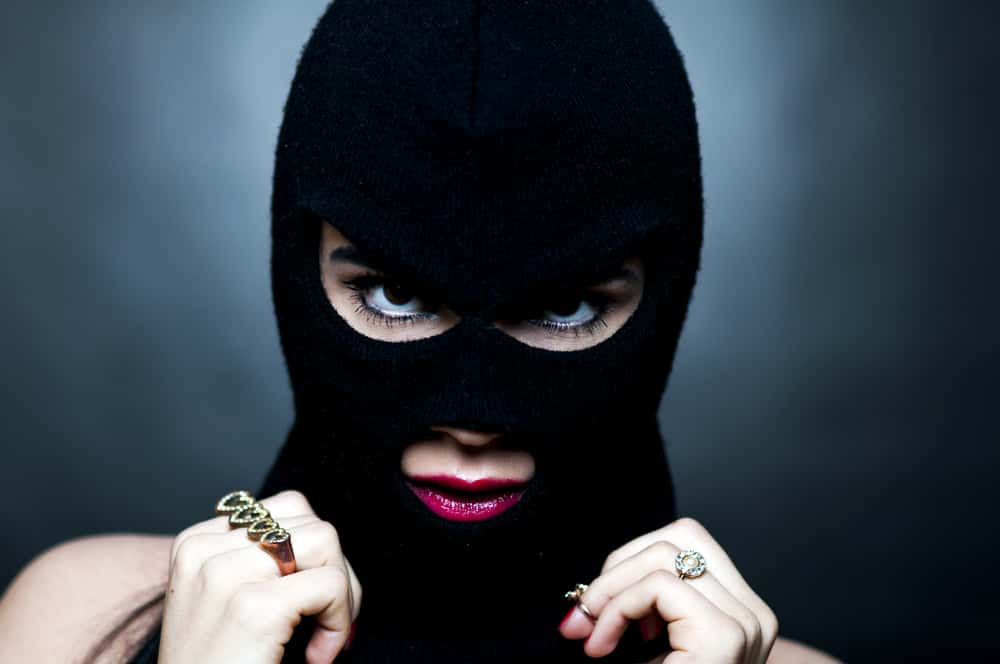 Girl robber