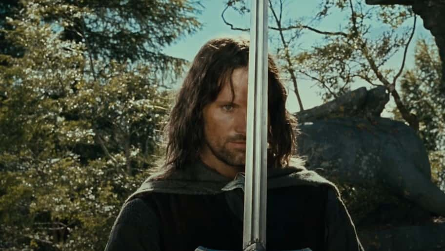 JRR Tolkien's 'Lord of the Rings': 15 Facts About 'Fellowship of the Ring'  (Photos) - TheWrap