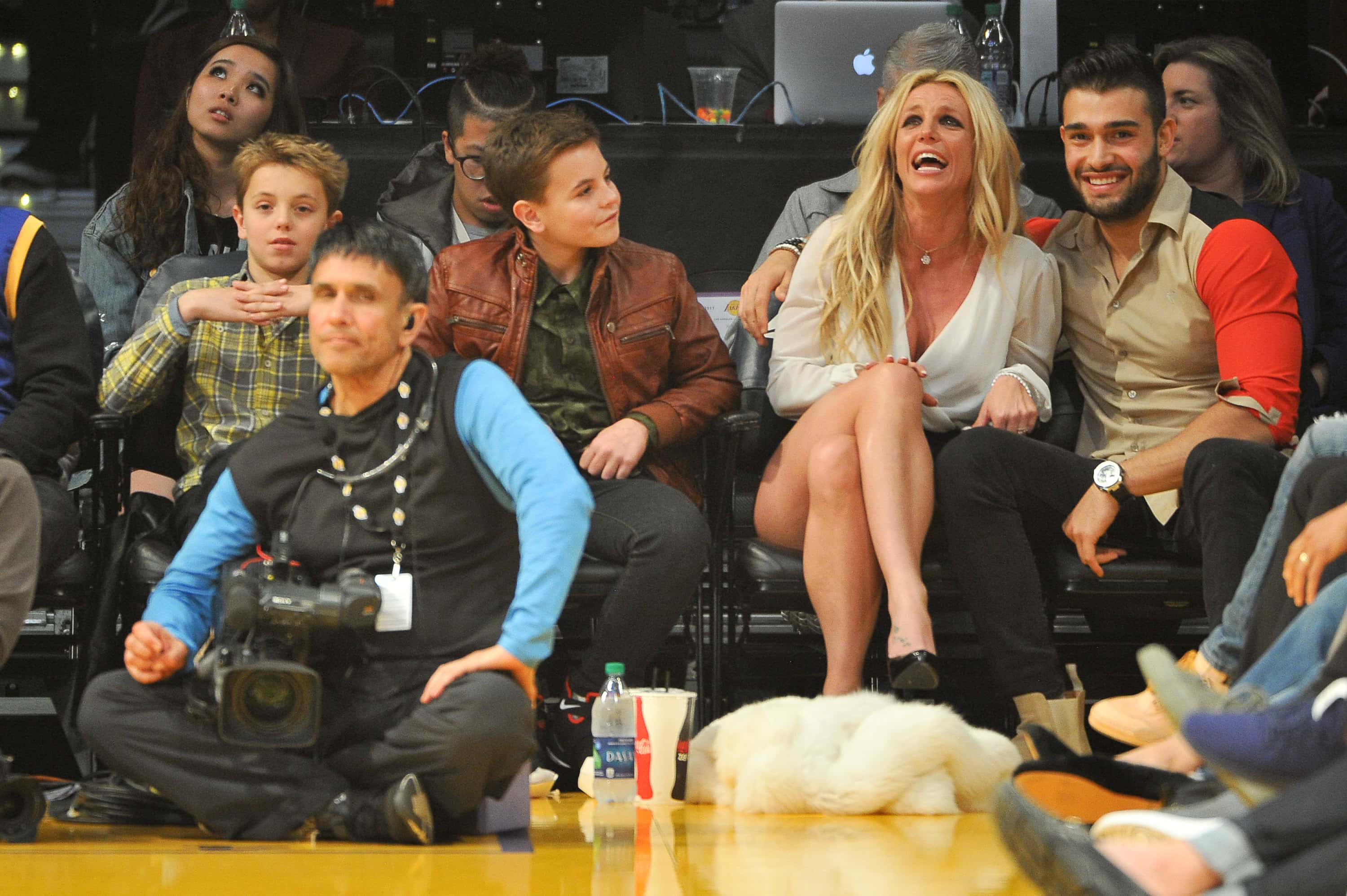 Celebrities At The Los Angeles Lakers Game.