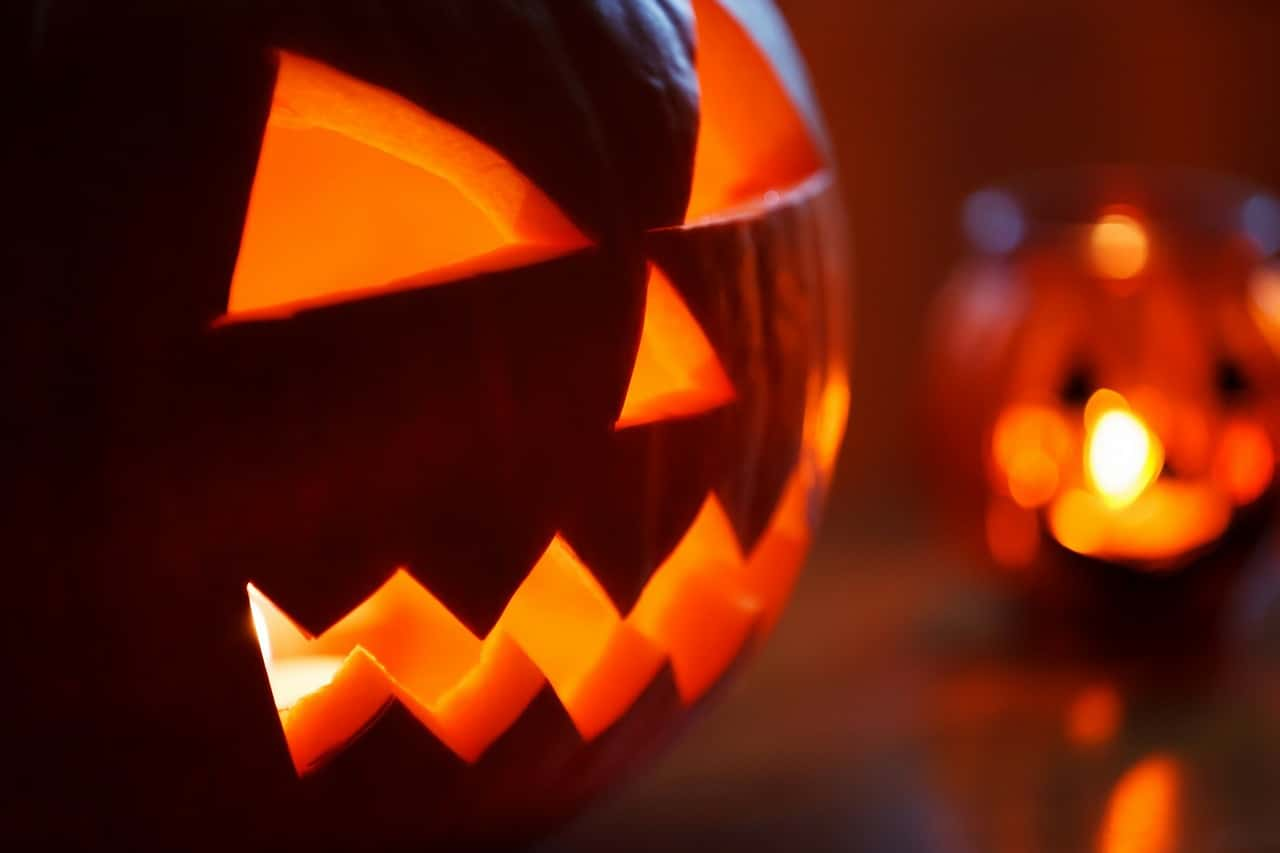 13 thrilling facts we bet you didn't know about Halloween ‹ GO Blog