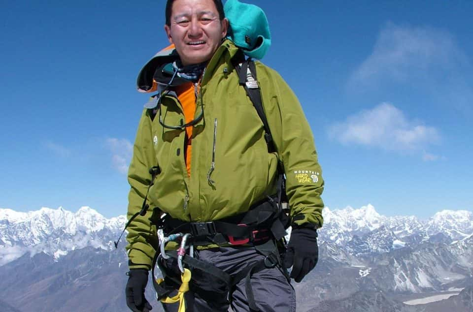 High-Altitude Facts About Mount Everest - Factinate