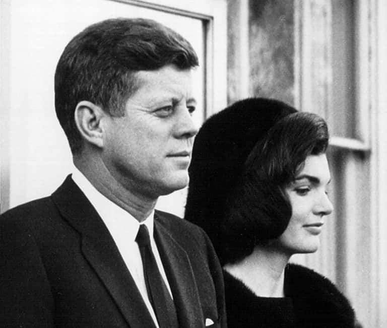 Jackie Kennedy Onassis's Fairy Tale Life Turned Into A Horror Story ...