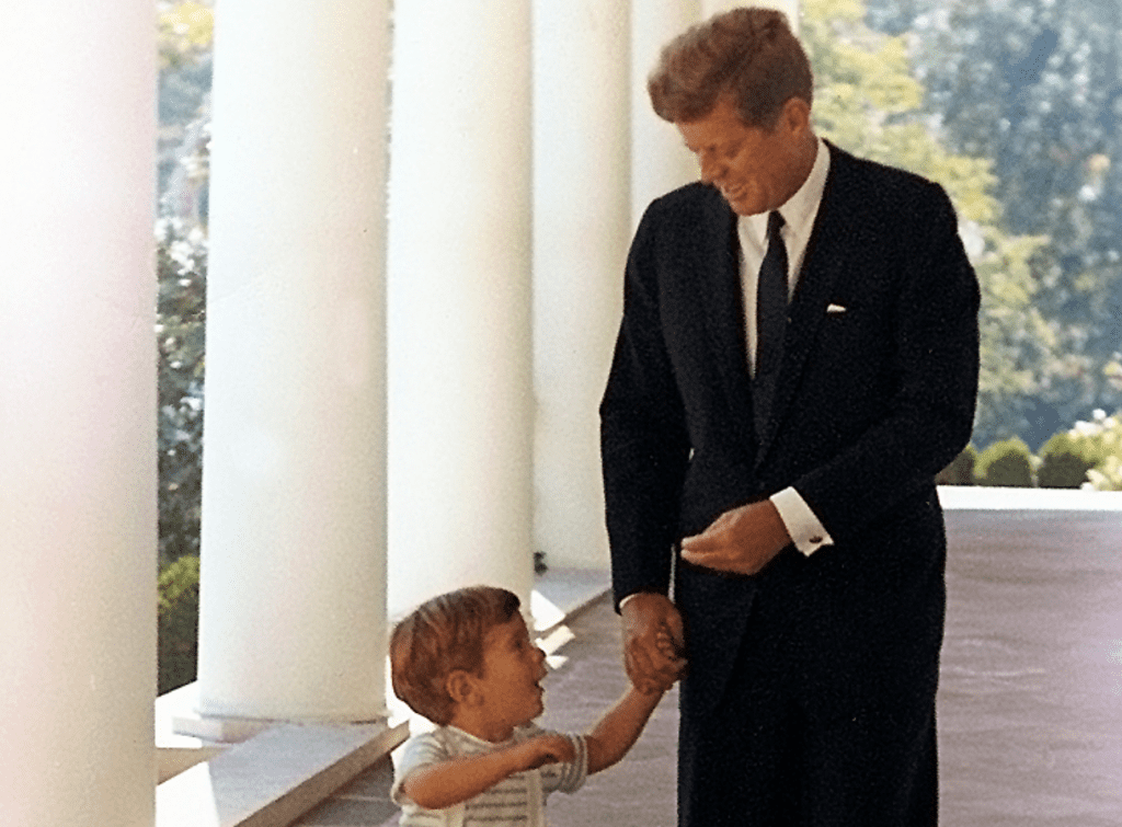 Tragic Facts About John F. Kennedy, Jr., America's Lost Son - Factinate