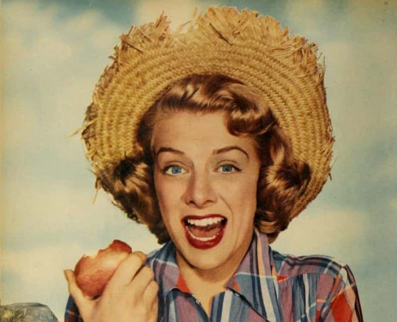 15 Astonishing Facts About Rosemary Clooney 