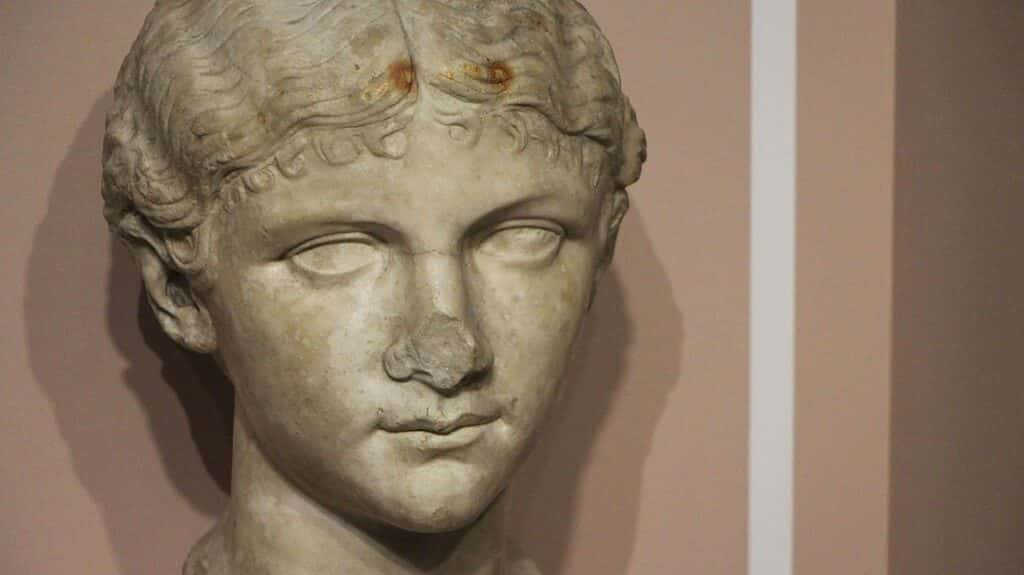 Scandalous Facts About Empress Messalina, The Viper Of Rome - Factinate