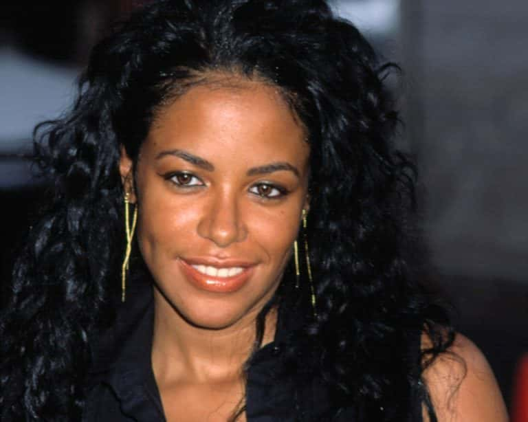 Heartbreaking Facts About Aaliyah, The Princess Of R&B - Factinate