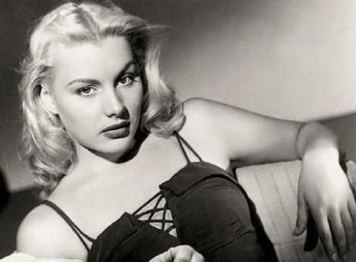 Seductive Facts About Barbara Payton The Succubus Of Old Hollywood Factinate 9510