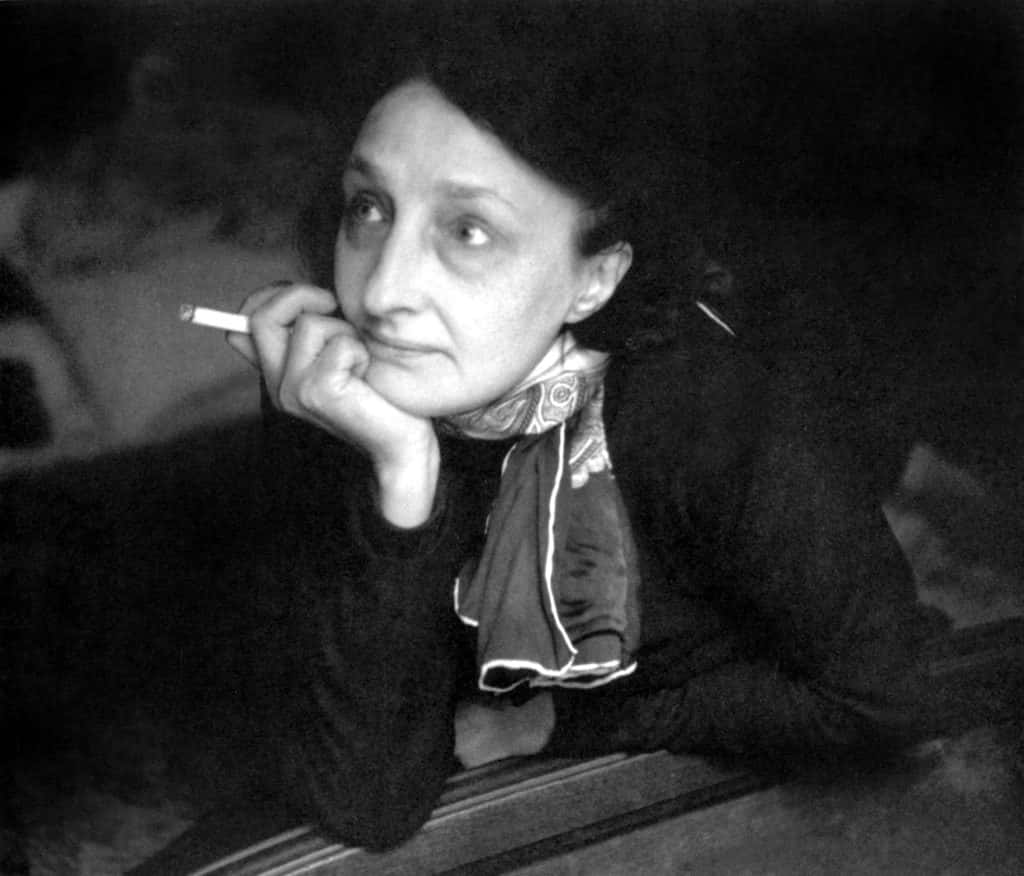 Harrowing Facts About Edith Piaf, The Tragic Songbird - Factinate