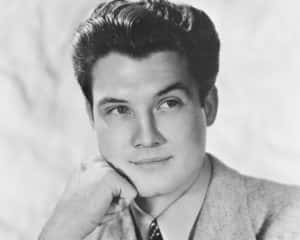 Tragic Facts About George Reeves, The Reluctant Superhero - Factinate