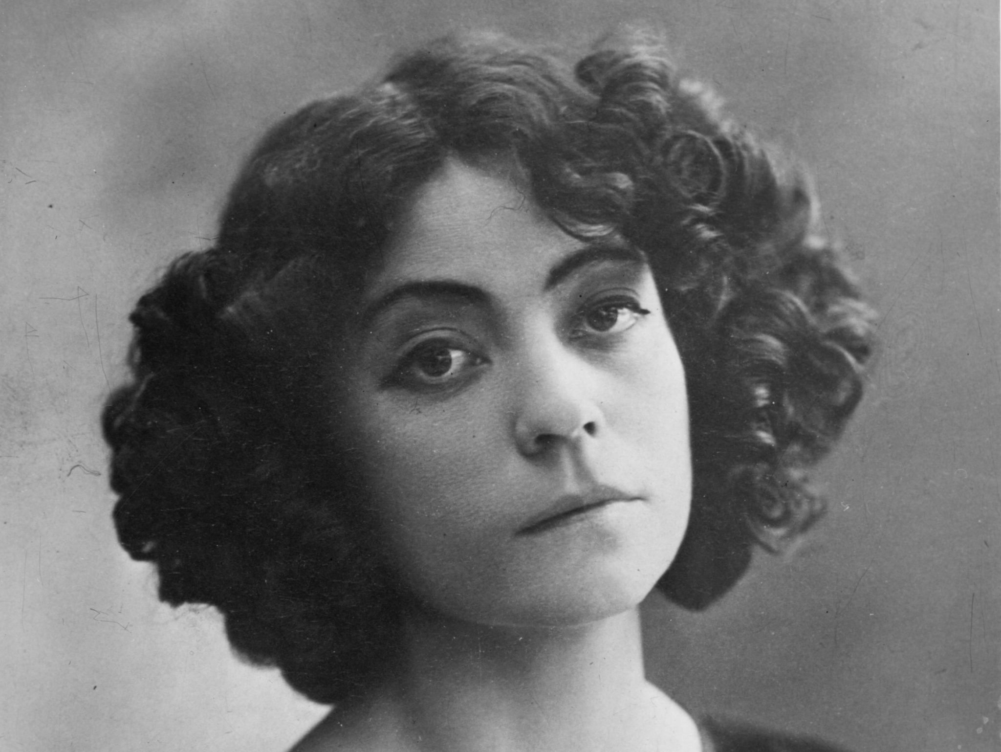 Captivating Facts About Asta Nielsen, The Silent Muse - Factinate