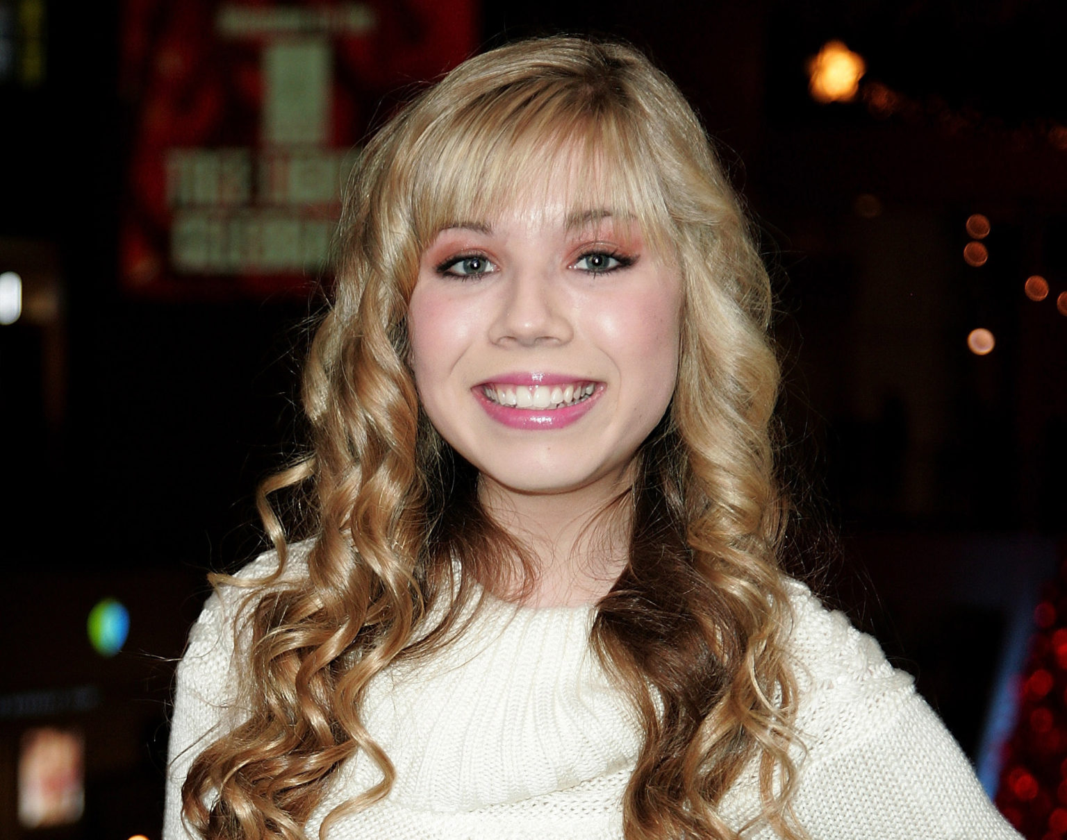 Jennette Mccurdys Controversial Memoir Is Worse Than We Thought Factinate 5772