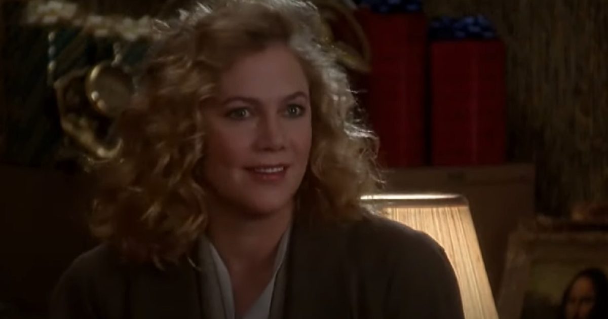 Fiery Facts About Kathleen Turner, The Deep-Voiced Femme Fatale - Factinate