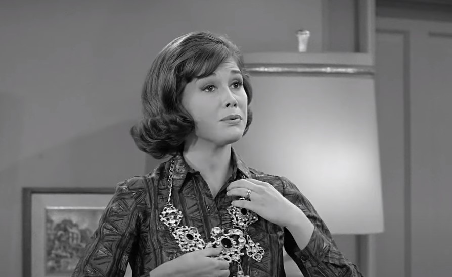 Mary Tyler Moore Hid A Dark Secret - TheShot