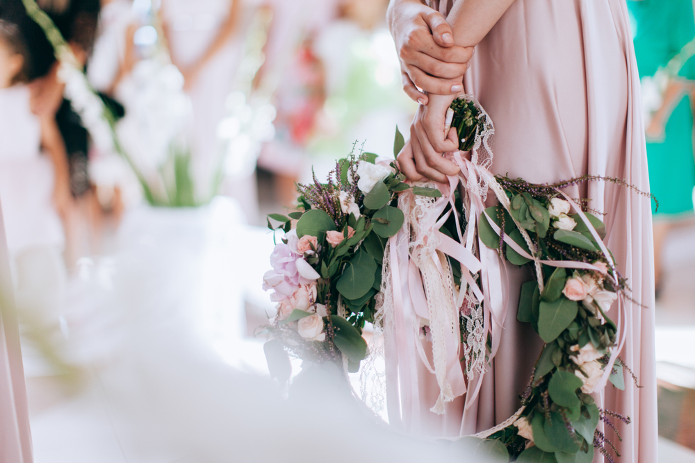 bridesmaid in pink dress