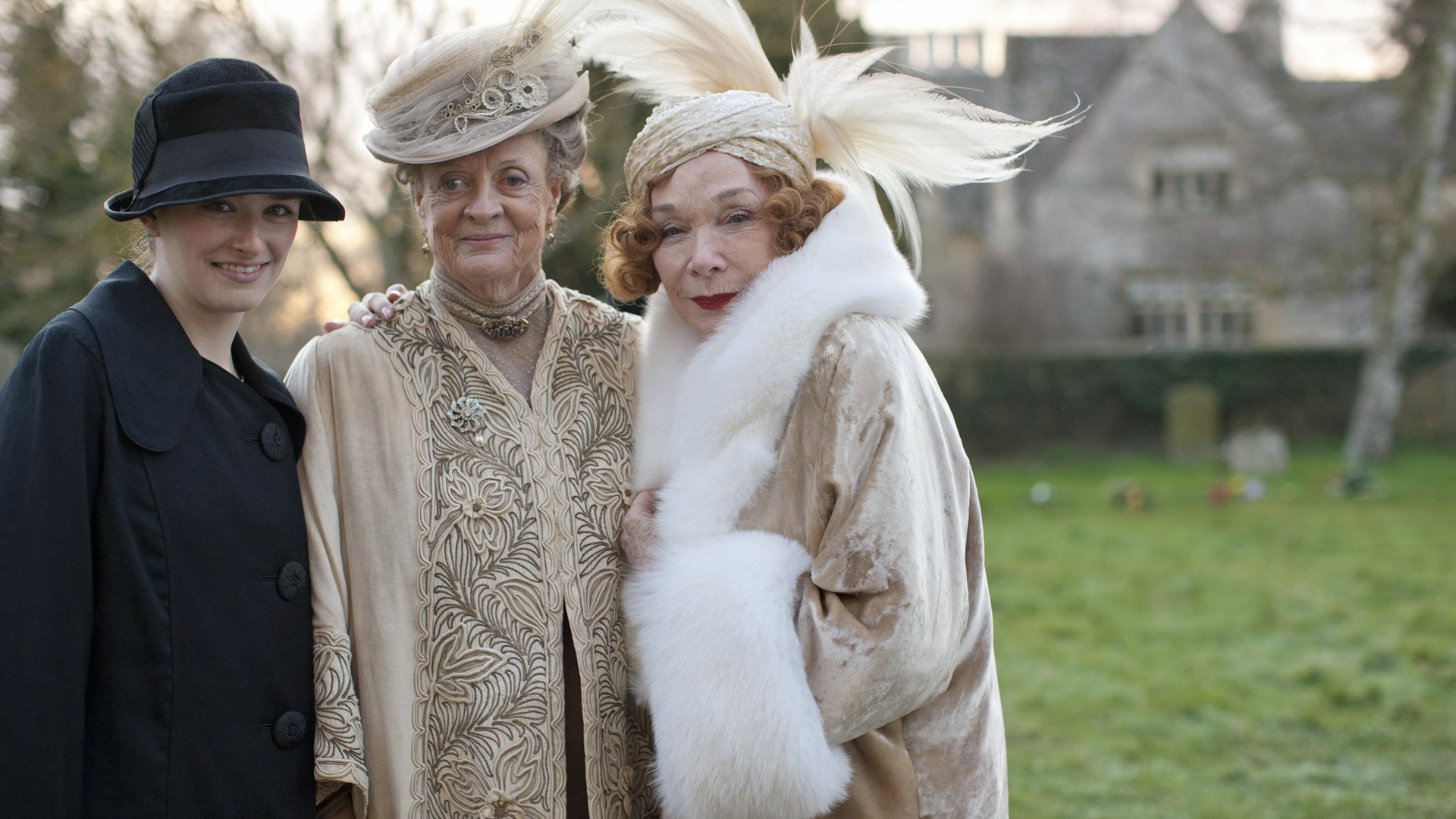 Maggie Smith, Shirley MacLaine and Martha Levinson