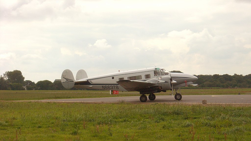 Beechcraft H18 aircraft