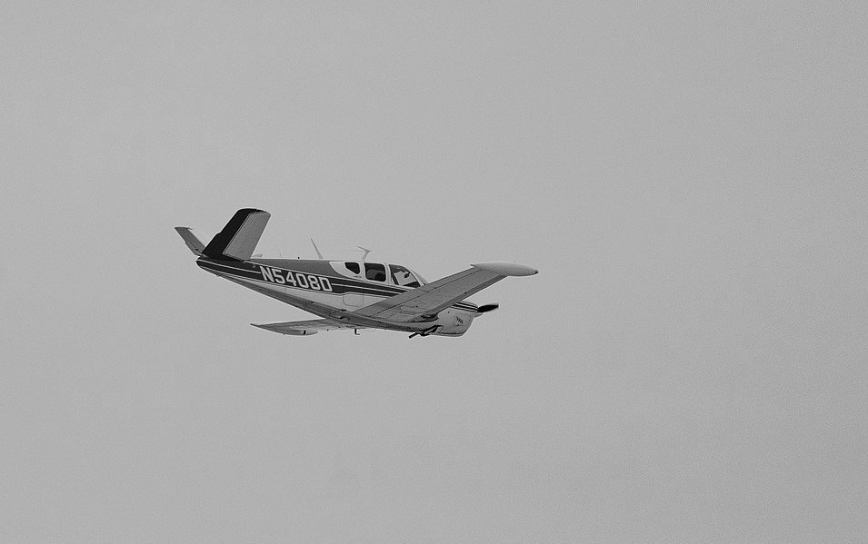 Beech H35 fixed-wing single-engine aircraft