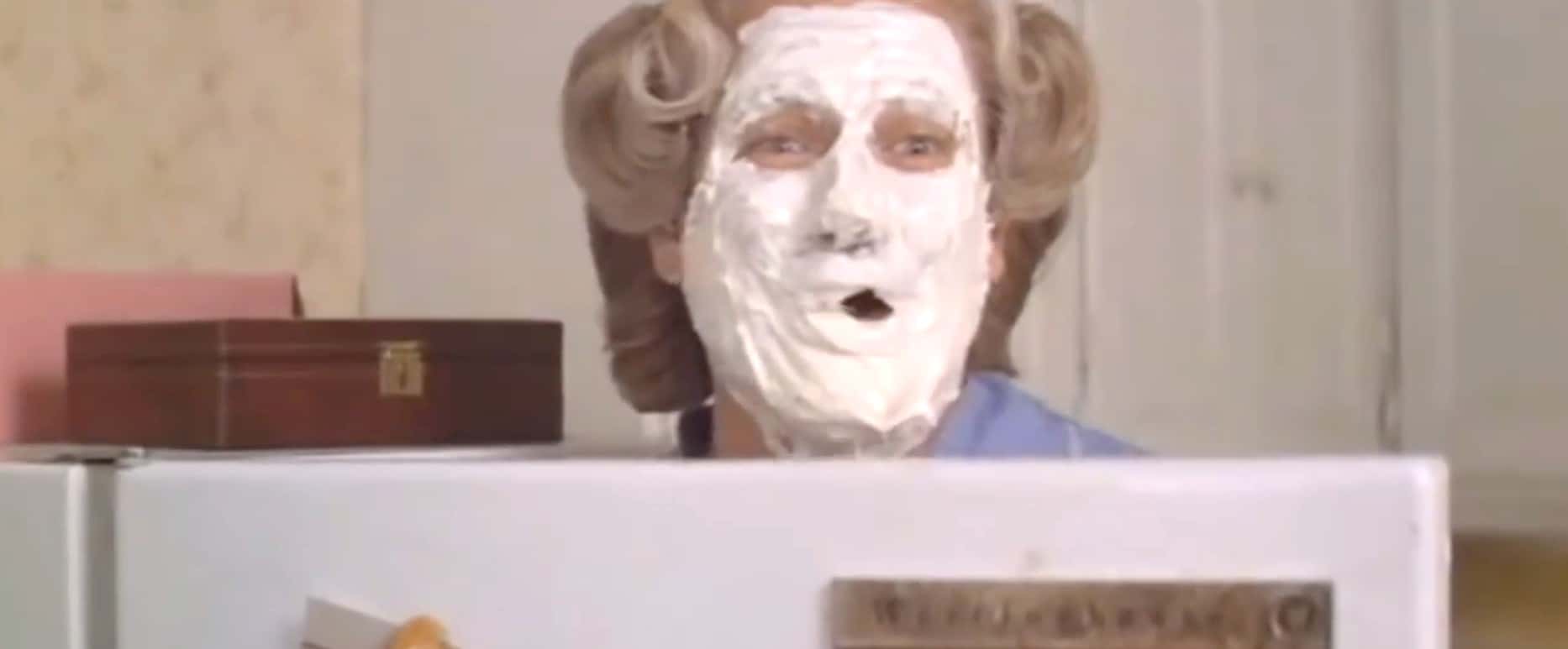 24 Behind The Scenes Facts About Mrs Doubtfire