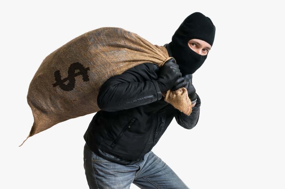 44 Crazy Facts About Bank Robberies