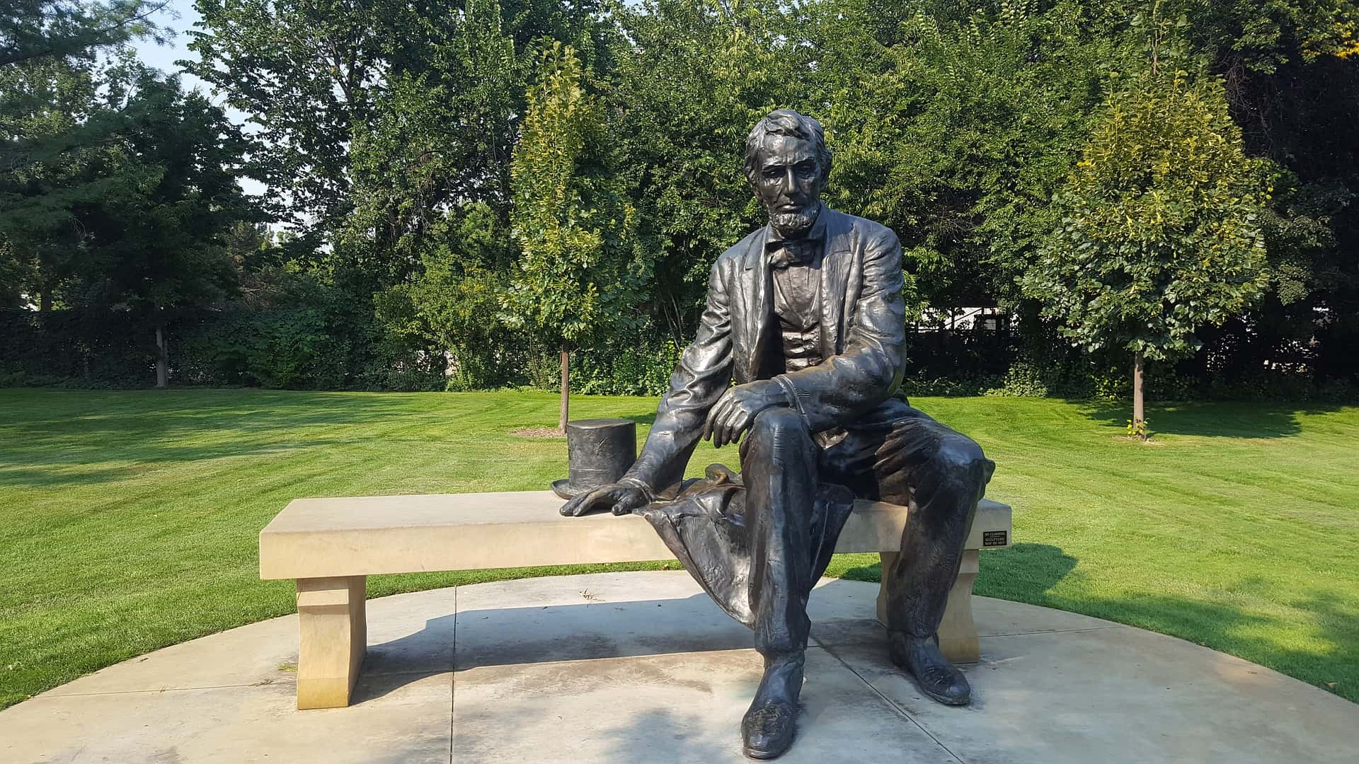 Памятник Аврааму Линкольну в Чикаго