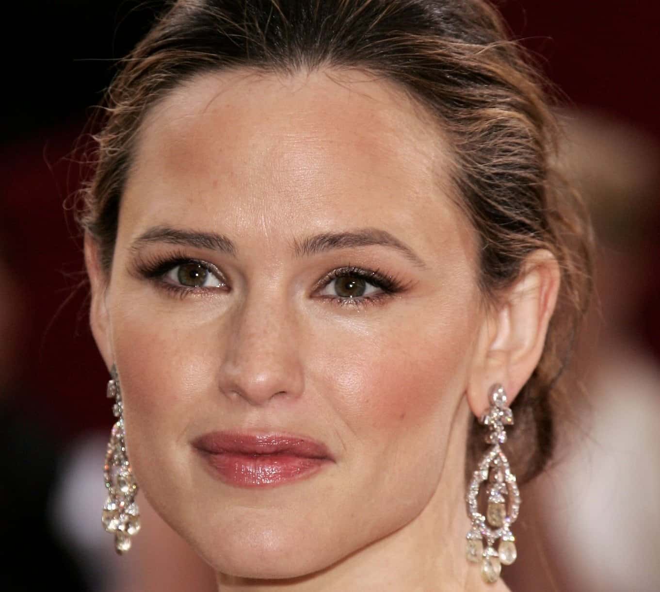 27 Wholesome Facts About Jennifer Garner 