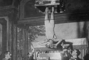 harry houdini water torture cell