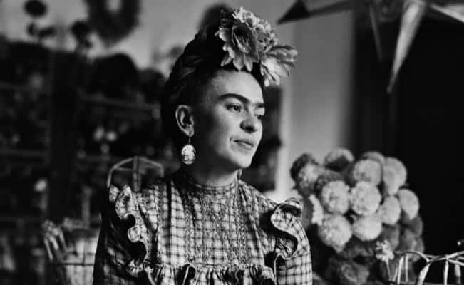 42-tragic-facts-about-frida-kahlo