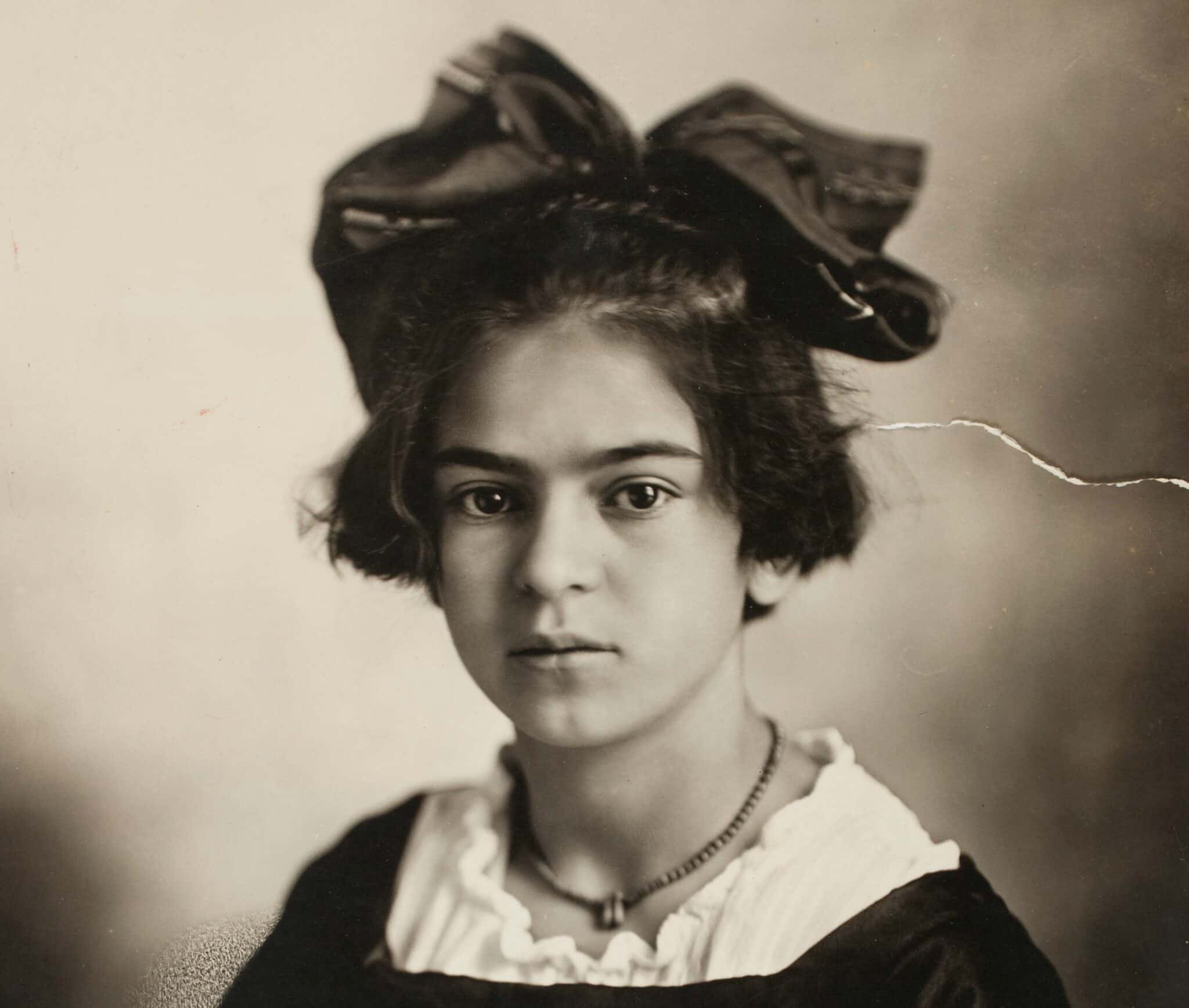 Heartbreaking Facts About Frida Kahlo, The Surreal Talent