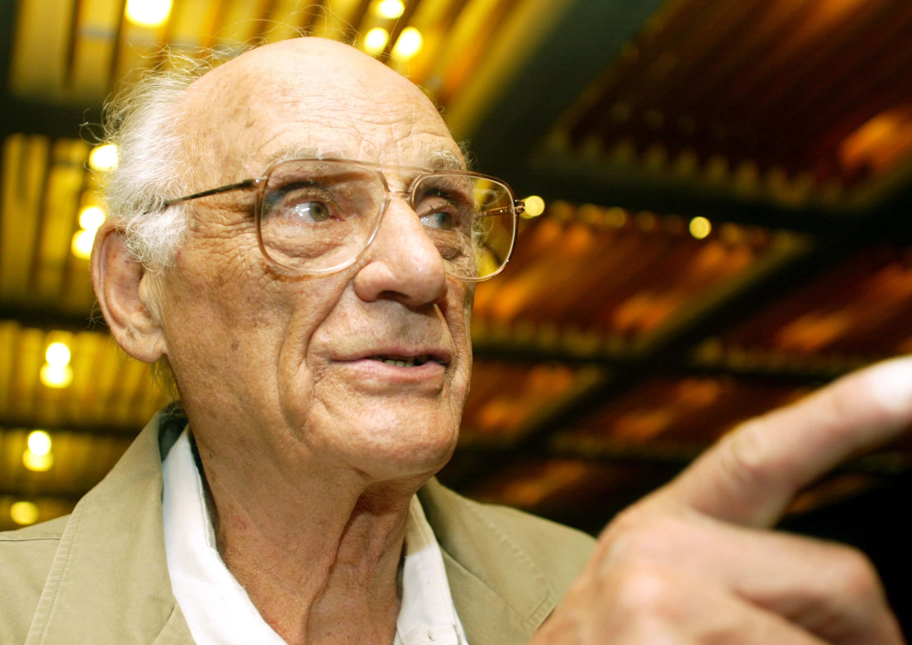 42 Dramatic Facts About Arthur Miller 8487