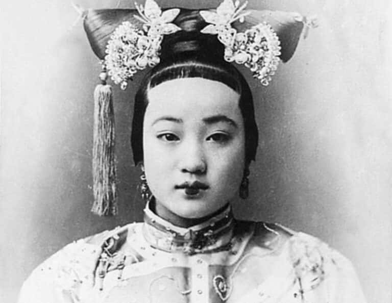 Powerful Facts About Empress Cixi, China's Shadow Queen